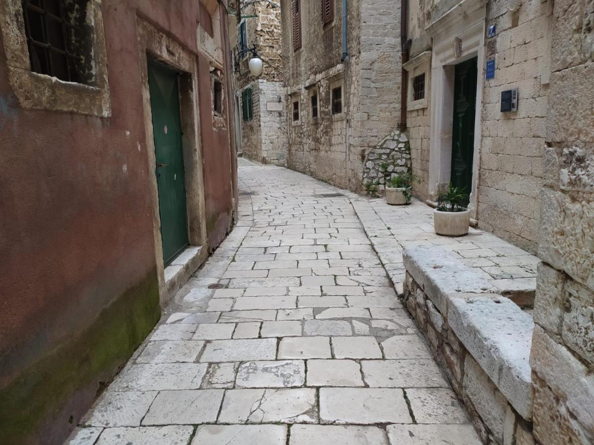 Apartament Old Stone House St Lawrence In The Heart Of Sibenik'S Old Town Zewnętrze zdjęcie