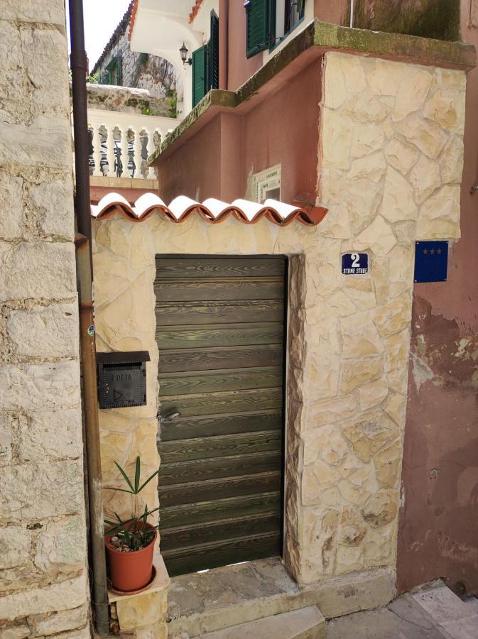 Apartament Old Stone House St Lawrence In The Heart Of Sibenik'S Old Town Zewnętrze zdjęcie